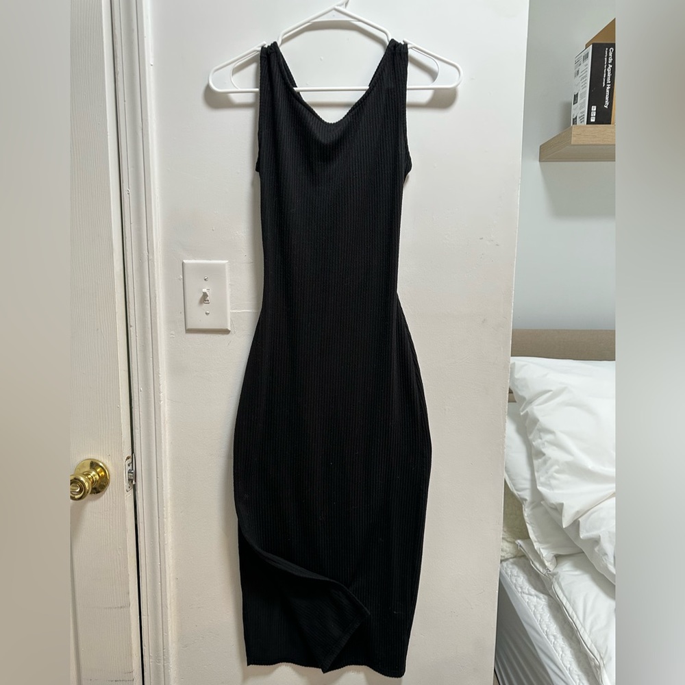 Two Body Con Dresses - Picture 3 of 4
